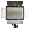 Lampa LED Yongnuo YN600L - WB (5600 K)_01_HD.jpg