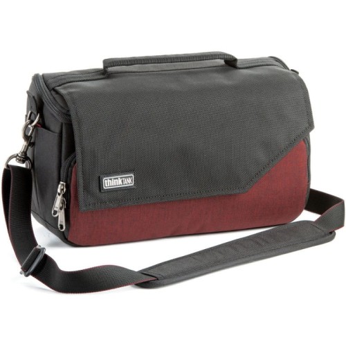thinktank-mirrorless-mover-25i-deep-red_01.jpg
