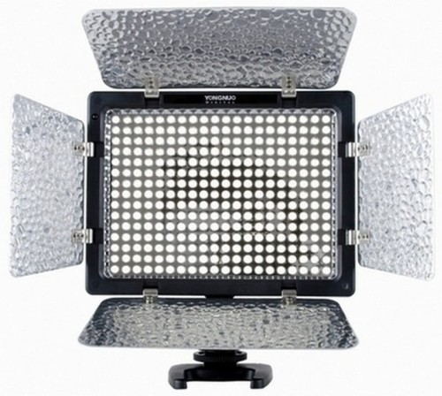 Lampa YONGNUO LED YN-300III (3200K-5500K)