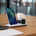 stacja-ladujaca-xtorm-xps101-3-w-1-apple_08.jpg