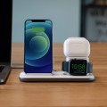 stacja-ladujaca-xtorm-xps101-3-w-1-apple_09.jpg