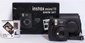 aparat-natychmiastowy-fujifilm-instax-mini-11-charcoal-gray-wklad-czarny-10-szt-wklad-monochrome-10-szt-pokrowiec.jpg