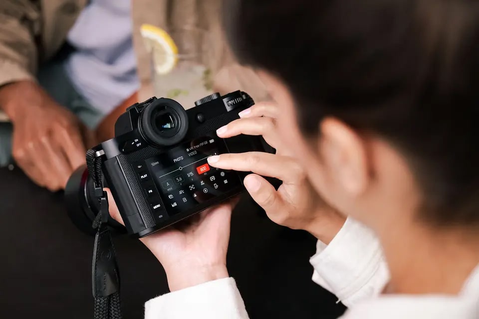 Leica SL2