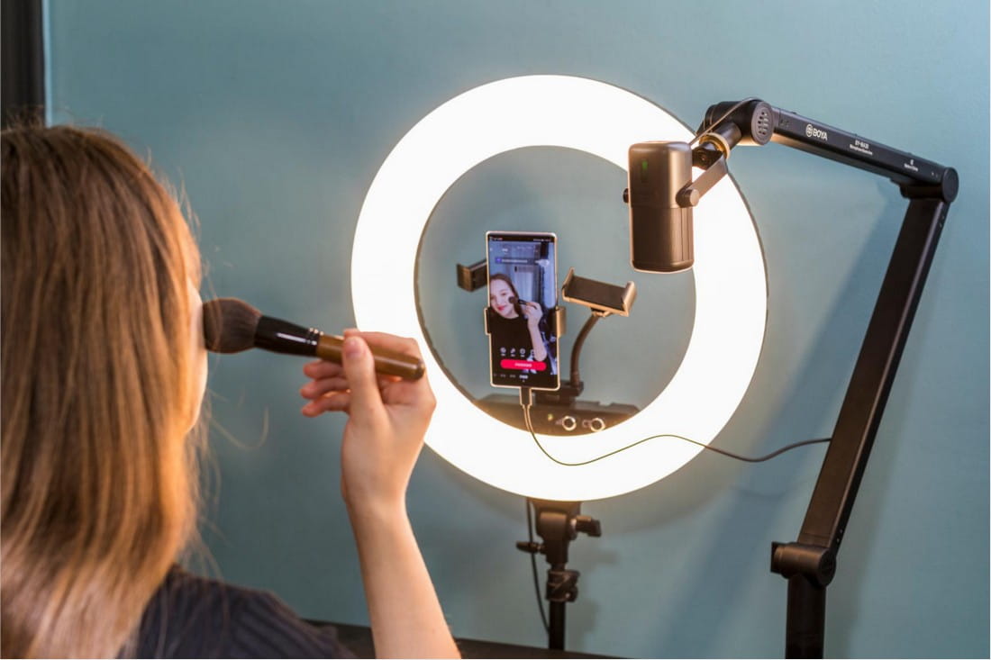 Saramonic SR-MV2000 - Zamień swój smartfon w profesjonalne studio