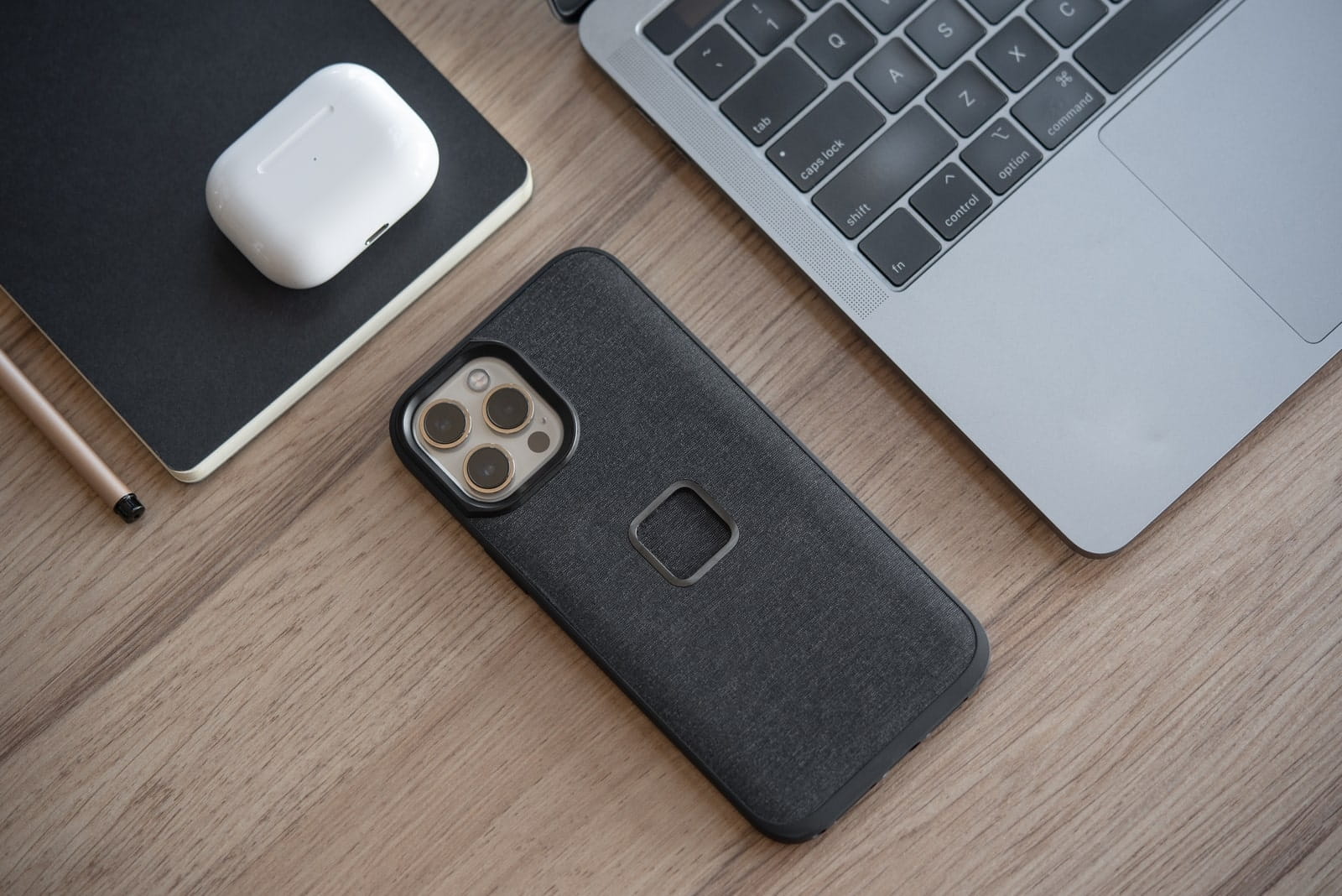 Peak Design Mobile Everyday Fabric Case iPhone 13 Pro Charcoal