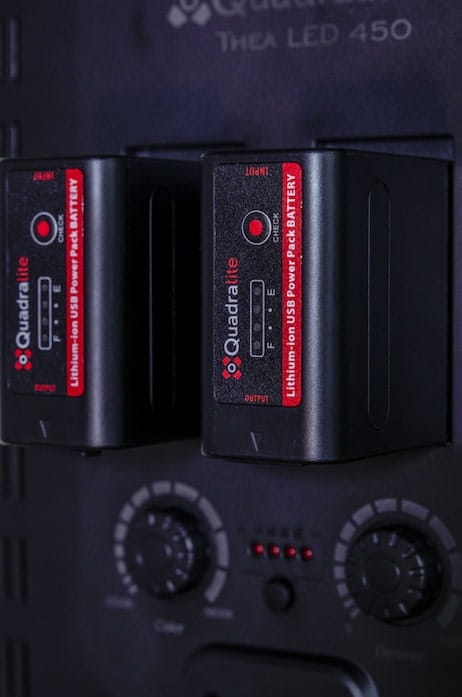  Quadralite NP-F970 7.2V 7800mAh 56.2Wh akumulator z USB