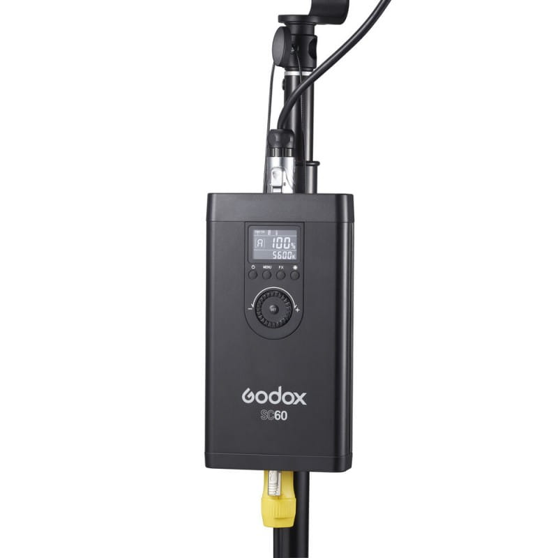 Lampa LED z soczewką ogniskującą i wrotami Godox S60