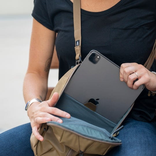 Saszetka Boundary AUX Compartment (Obsidian Black)