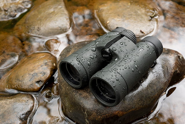 Lornetka Nikon PROSTAFF P7 8x30