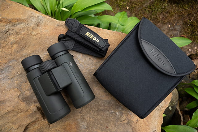 Lornetka Nikon PROSTAFF P3 8X30