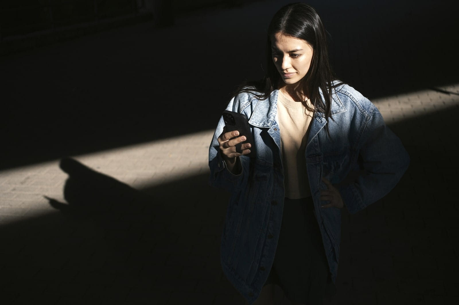 Peak Design Mobile Etui Everyday Case Loop iPhone 14 – Grafitowe