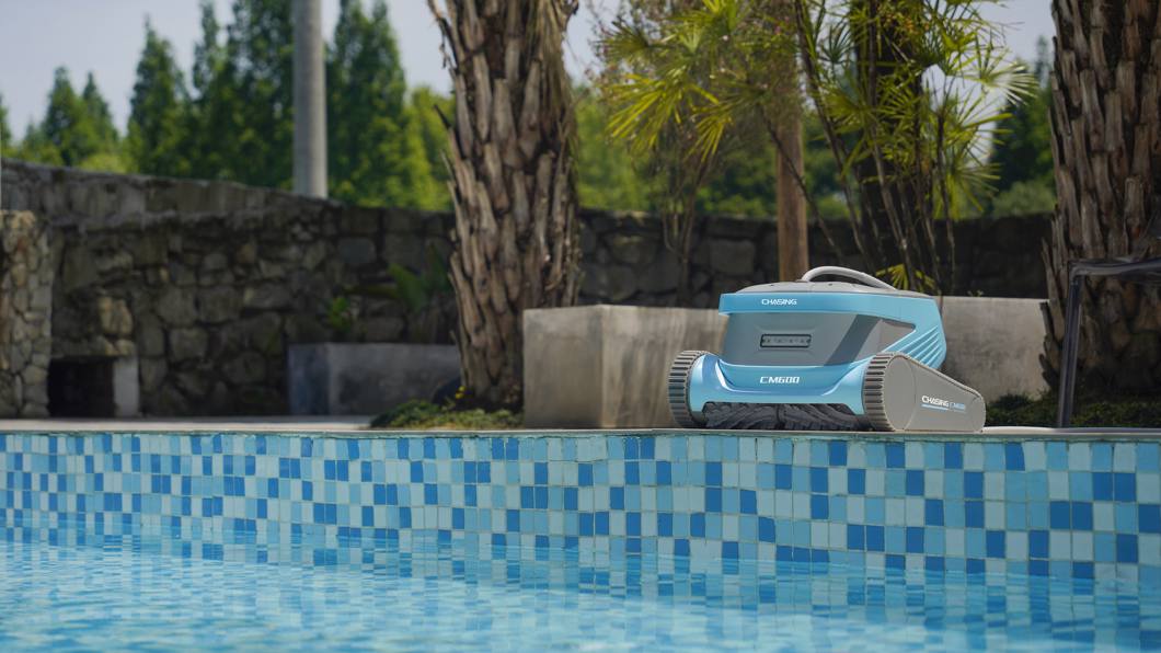 Robot do czyszczenia basenów Chasing CM600 Pool Cleaner (25m)