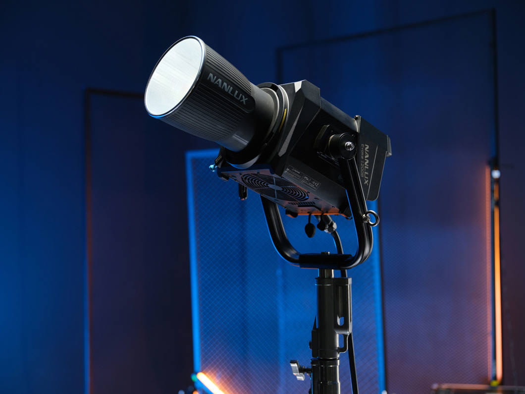 Lampa Nanlux Evoke 1200B Spot Light