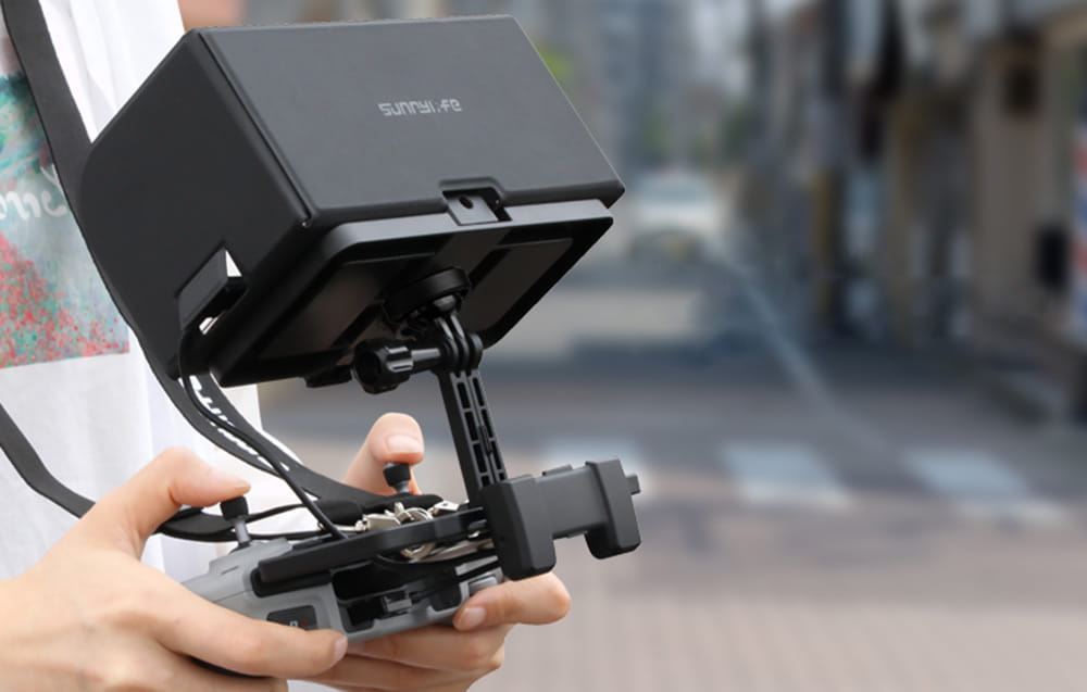 Uchwyt na telefon z osłoną przeciwsłoneczną i smyczą Sunnylife do kontrolera DJI RC-N1 (TY-Q9277) 