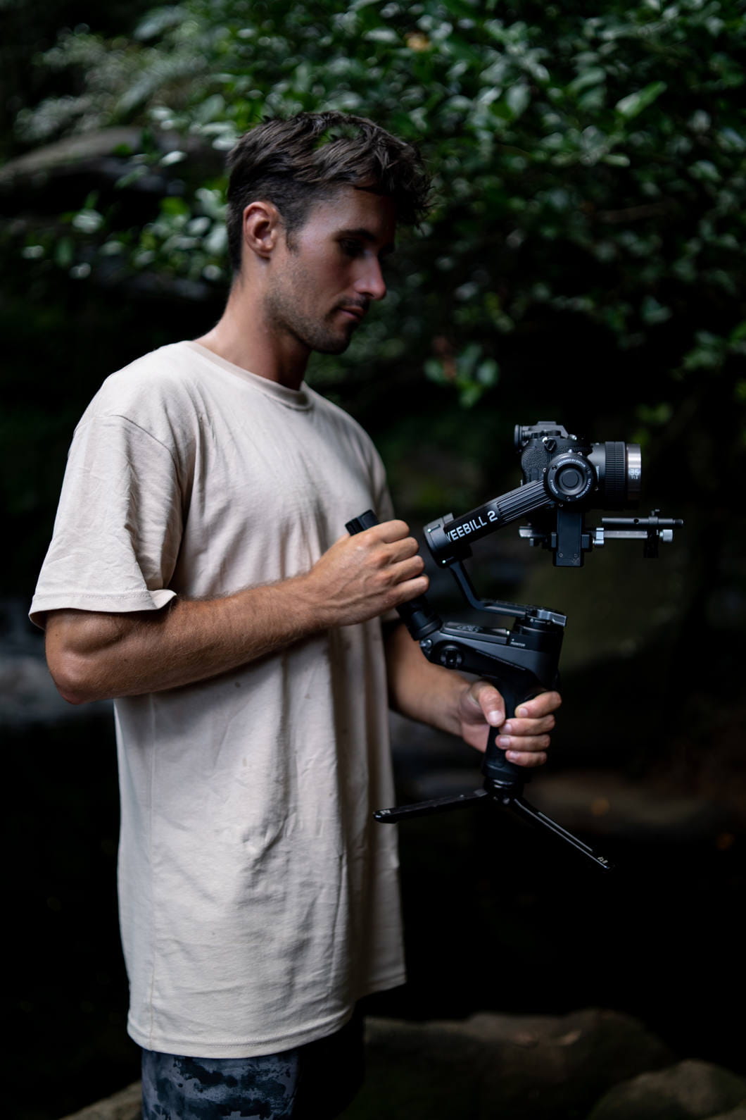 zestaw obiektywów samyang v-af z adapterem mf i twardym etui