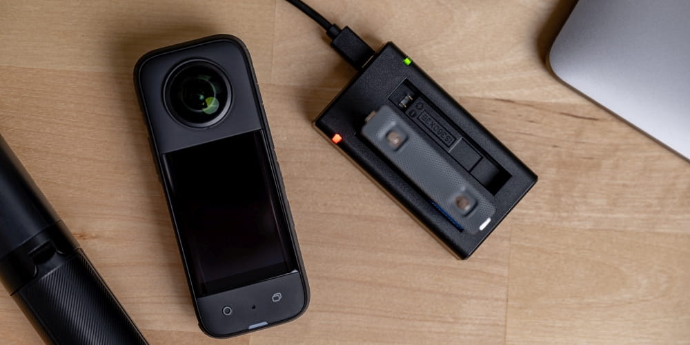 ładowarka dwukanałowa newell sdc-usb do akumulatorów one