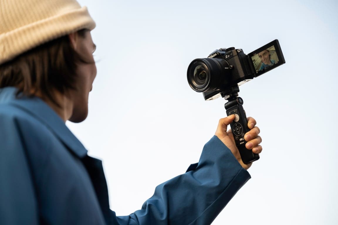 zmiennoogniskowy obiektyw nikon nikkor z dx 12-28mm f/3.5-5.6 pz vr