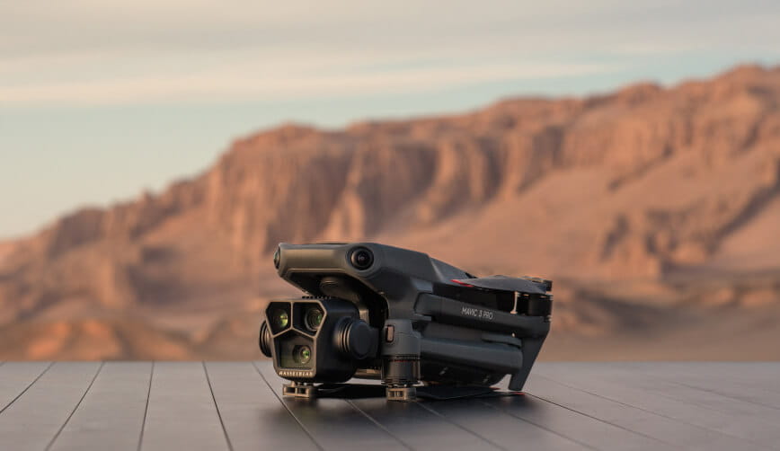 dron dji mavic 3 pro