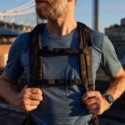 axis v2 32l black