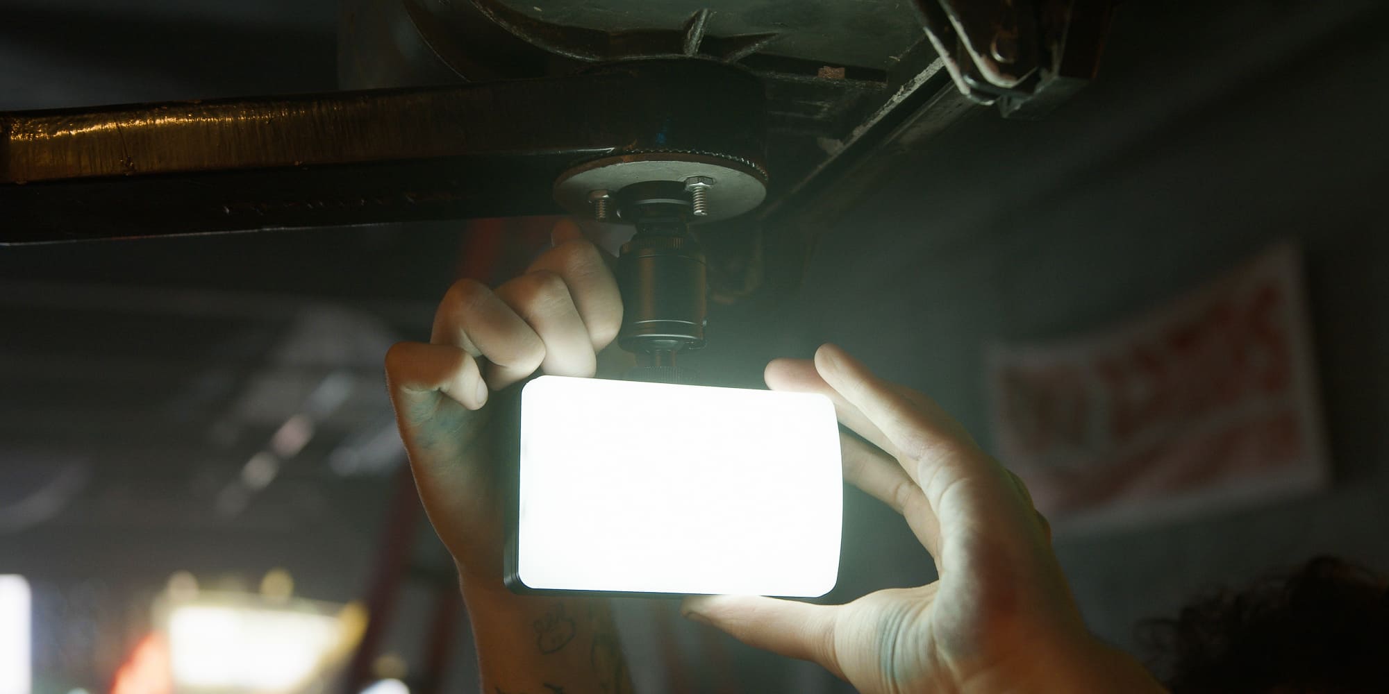 lampa aputure mc pro