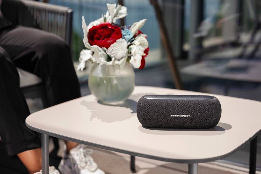harman kardon luna