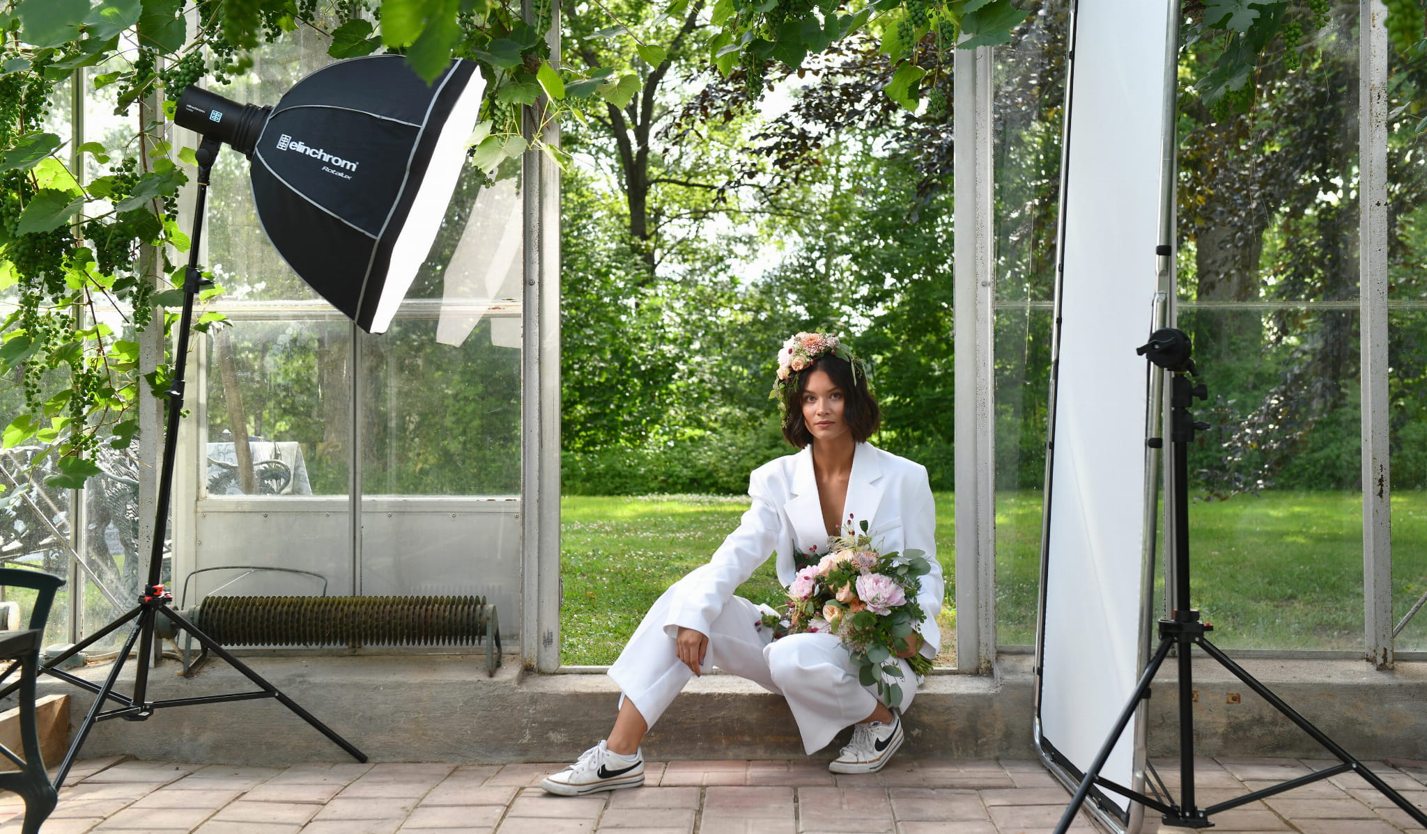 elinchrom three dual off-camera flash kit