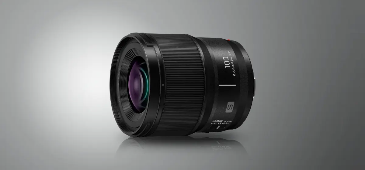panasonic lumix s 100mm f/2.8 macro