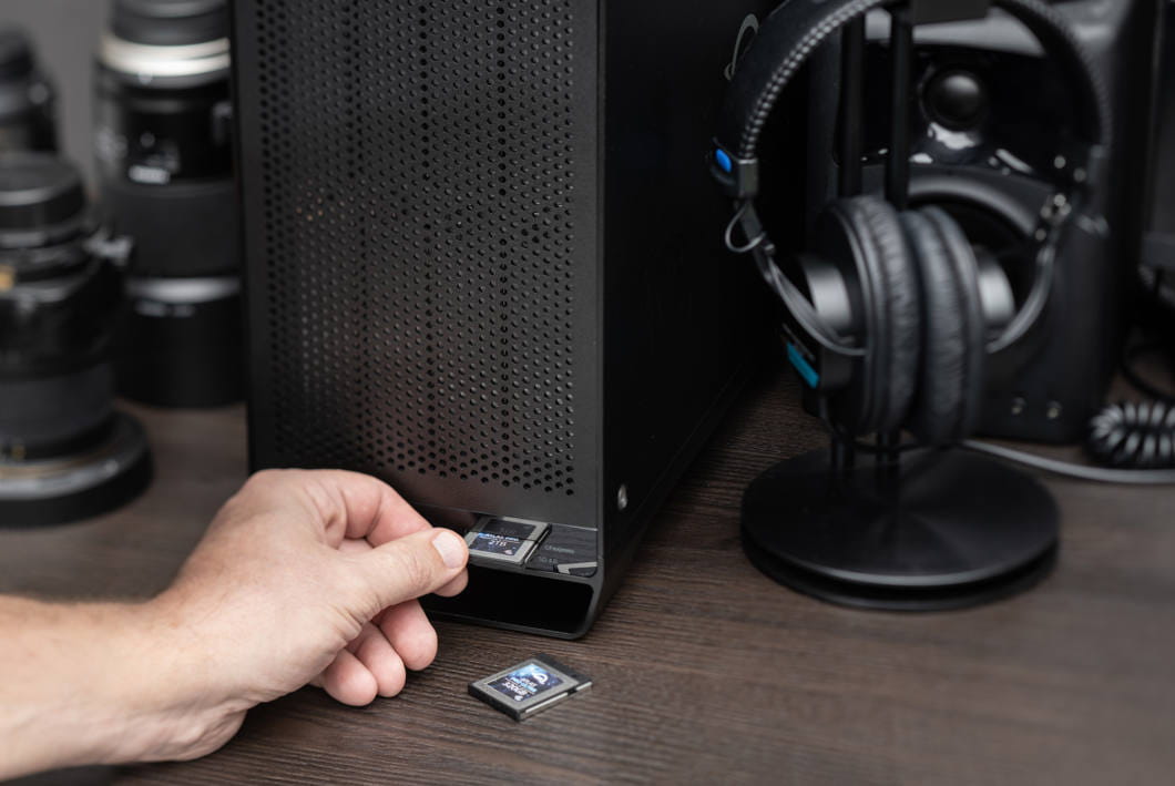 cfexpress atlas pro r1700/w1500 (type b) 2tb