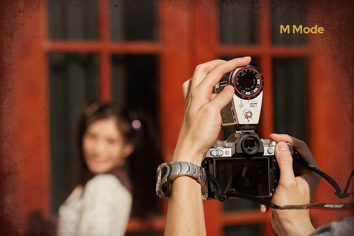 retro camera flash godox lux cadet