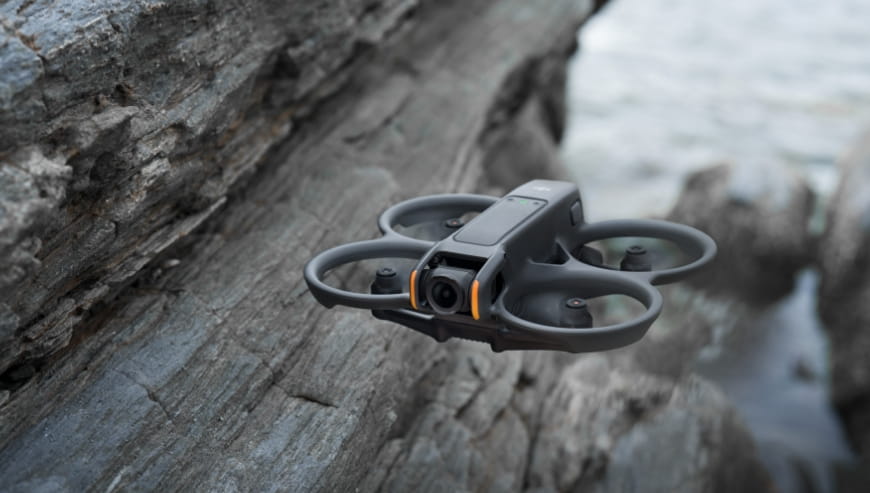 dron dji avata 2 fly more combo