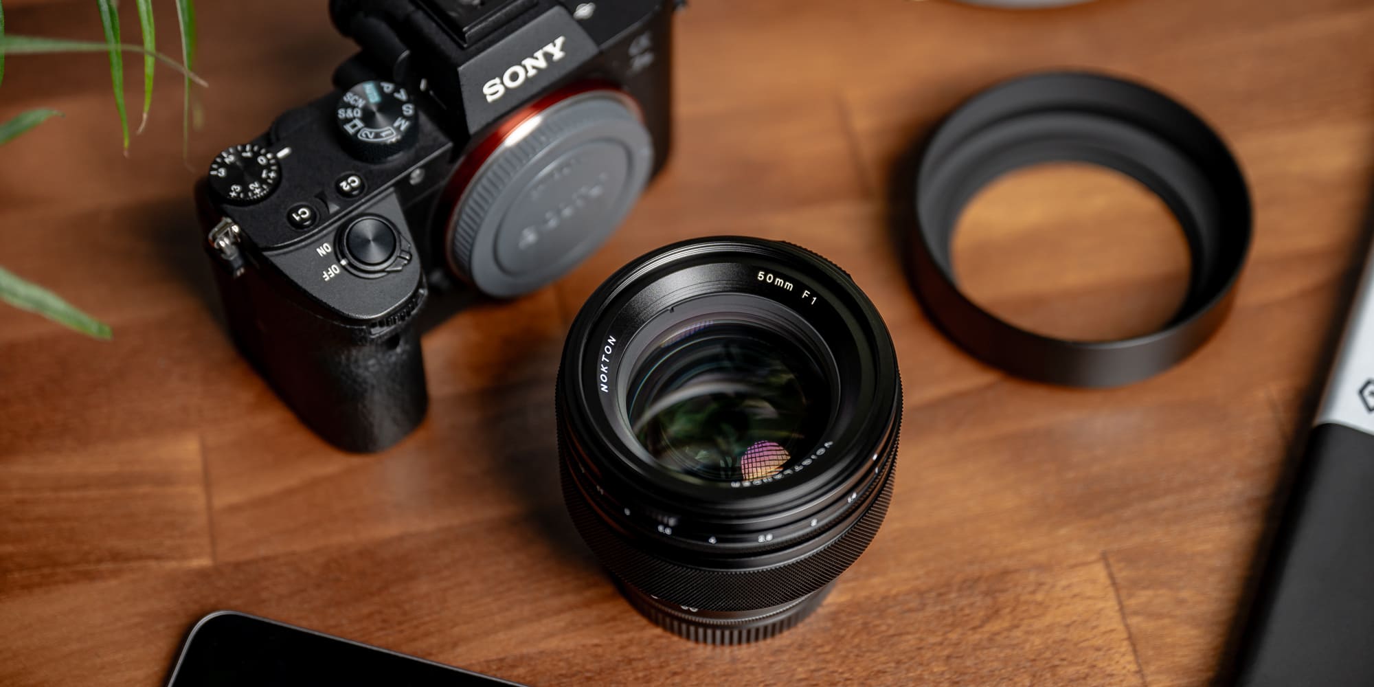 voigtlander nokton 50mm f/1.0 sony e