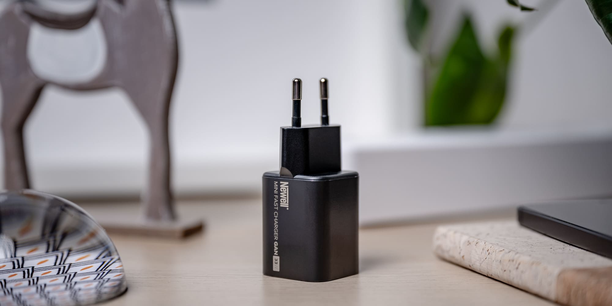 ładowarka newell gan 33 w