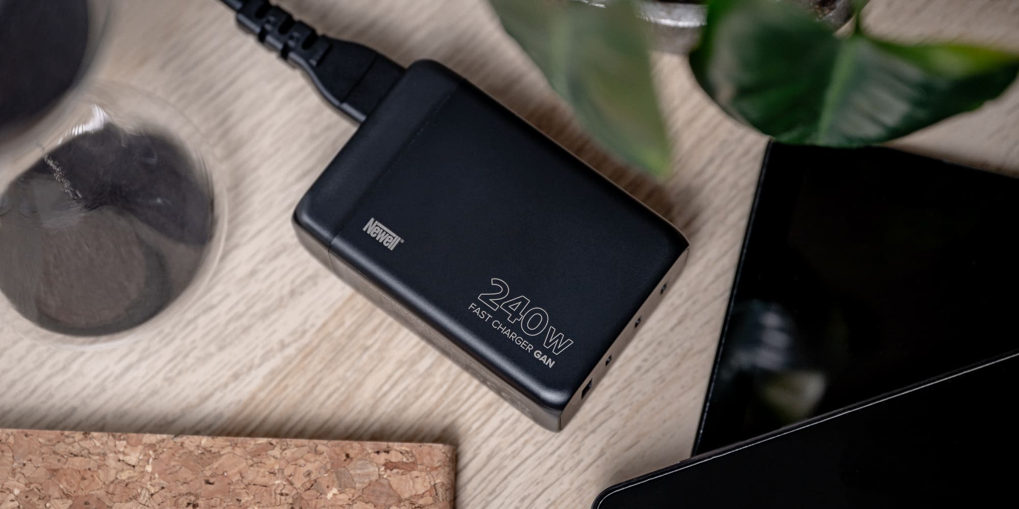 ładowarka 240 w