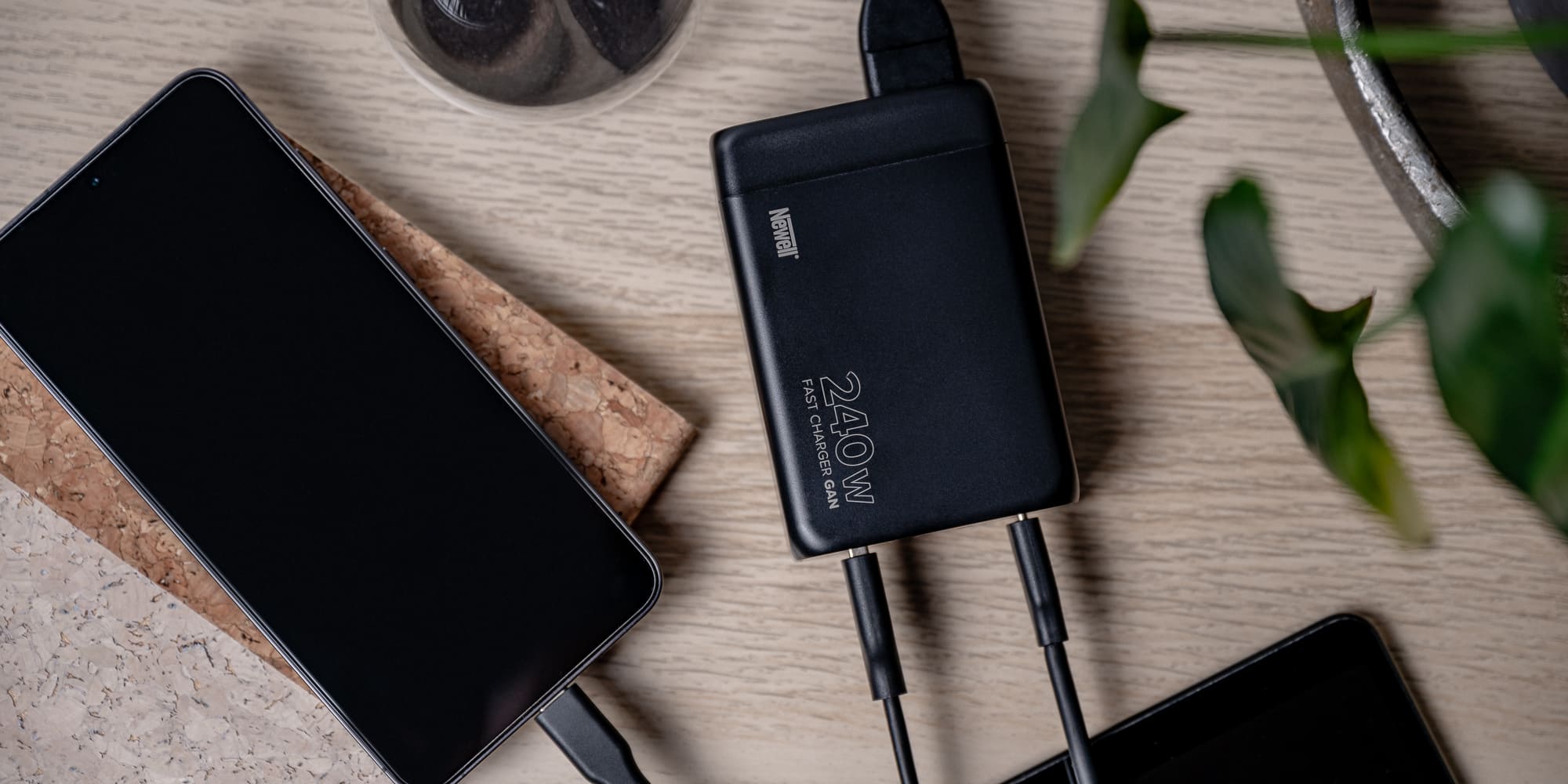 ładowarka sieciowa newell gan 240 w - eu