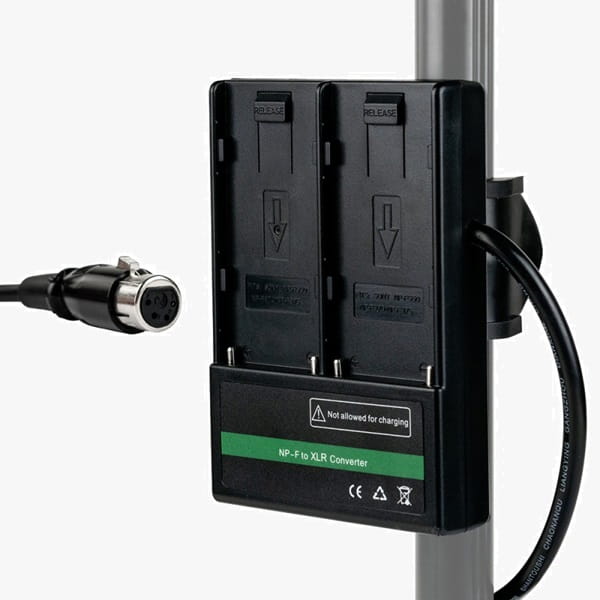 adapter bateryjny 2x npf z wyjściem xlr 4-pin