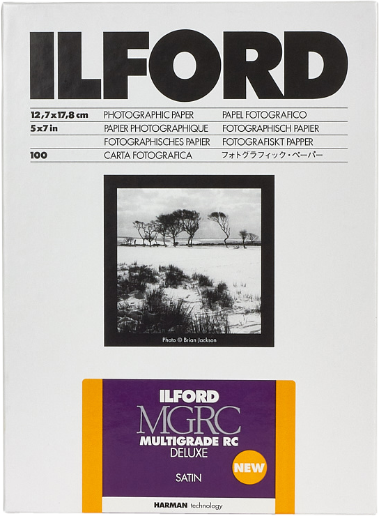 czarno-biały papier fotograficzny ilford photo multigrade rc deluxe satin 24x30.5cm 10 arkuszy