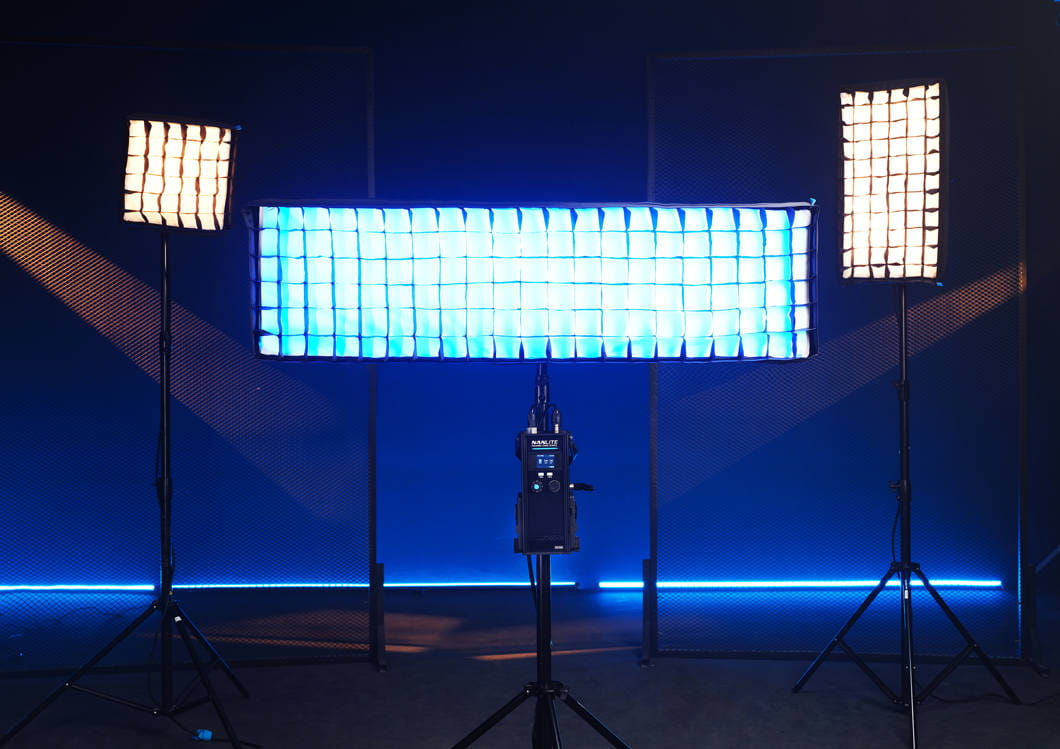 pavoslim 240cl rgbww led panel