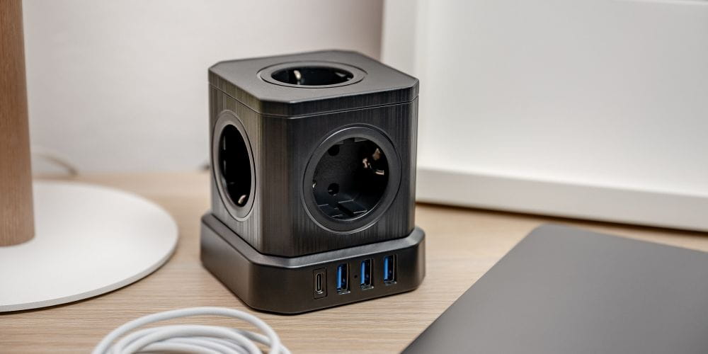 kostka zasilająca newell gan power cube 9w1 czarna