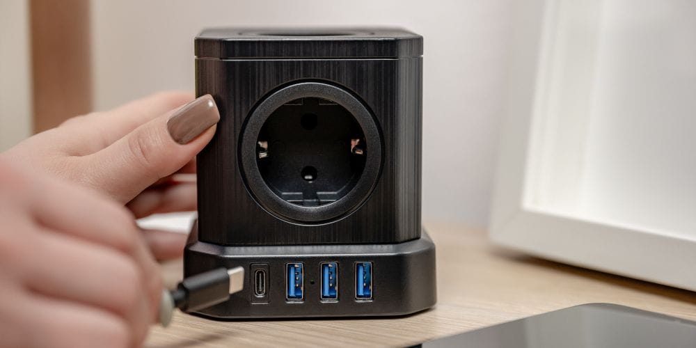 kostka zasilająca newell gan power cube 9w1 – czarna