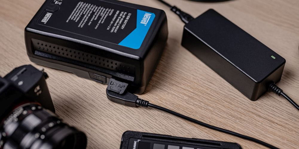 ładowarka newell d-tap 16,8 v 4 a do akumulatorów v-mount