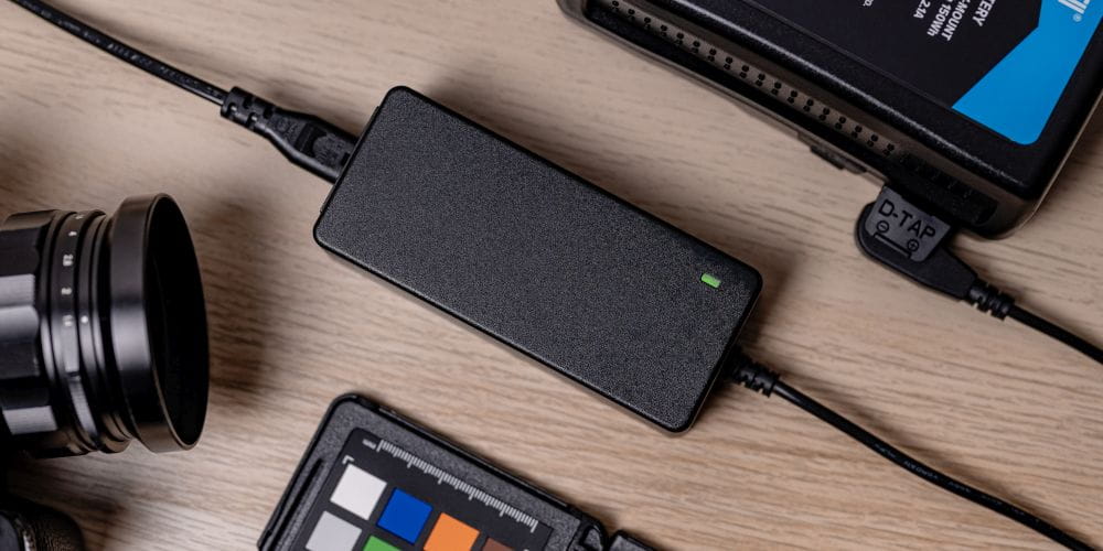 ładowarka newell d-tap 16,8 v 4 a do akumulatorów v-mount