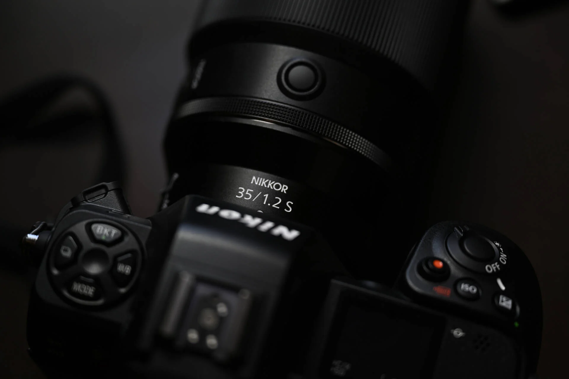 obiektyw nikkor z 35mm f/1.2 s