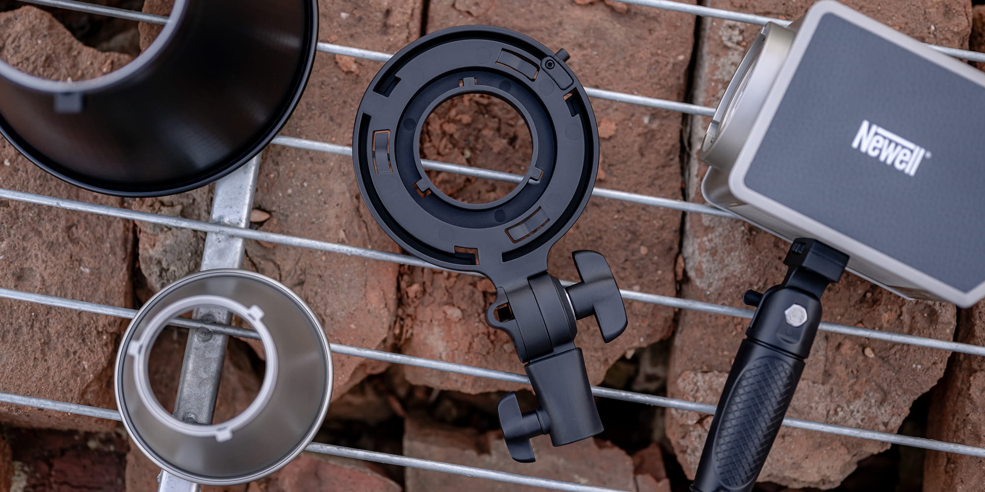 adapter montażowy mini bowens