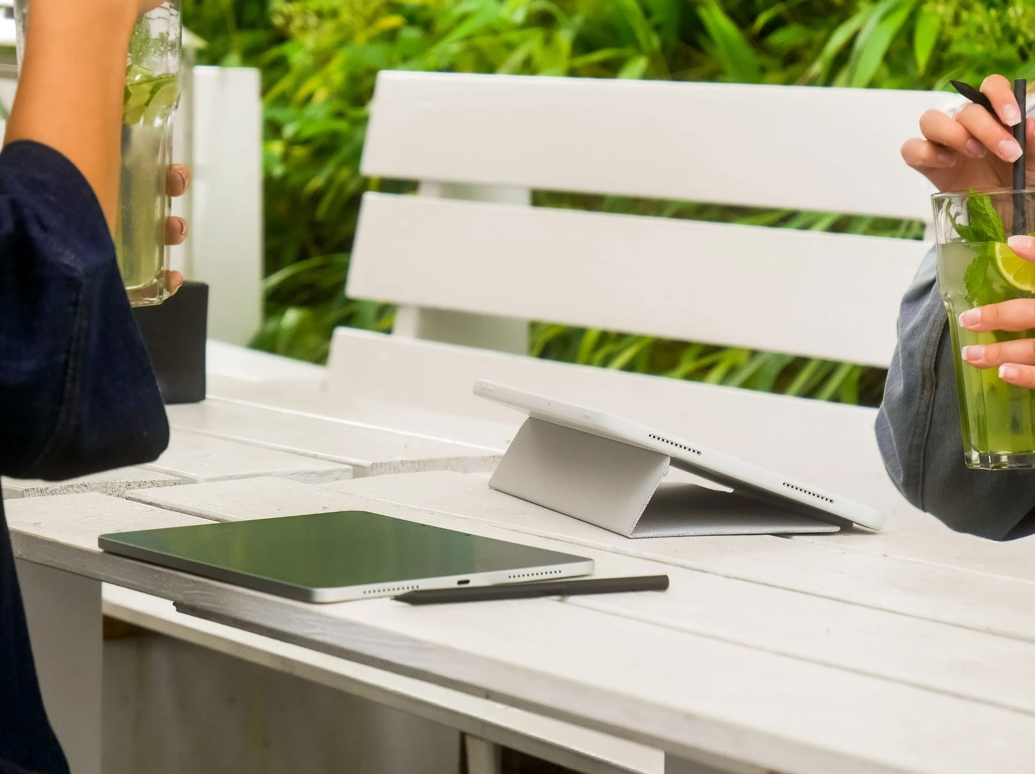składane etui do tabletu movinkpad 11 z miejscem na piórko