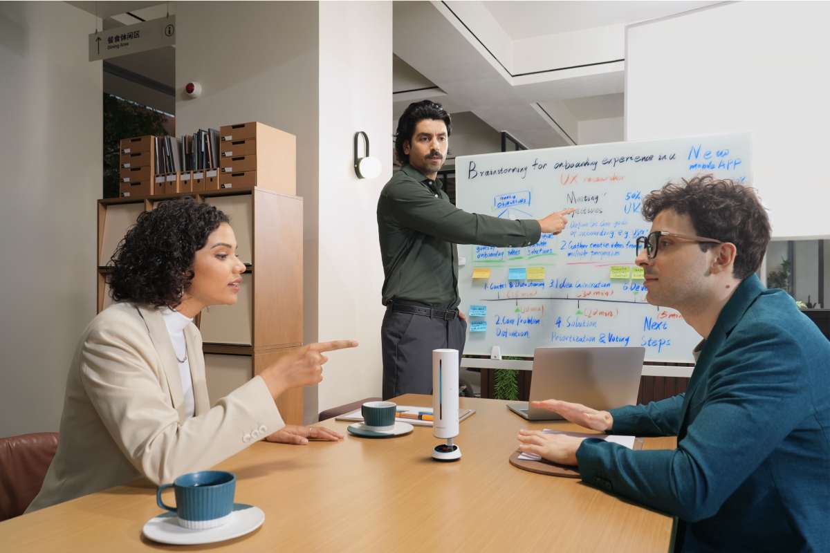 insta360 wave - mikrofon konferencyjny z ai