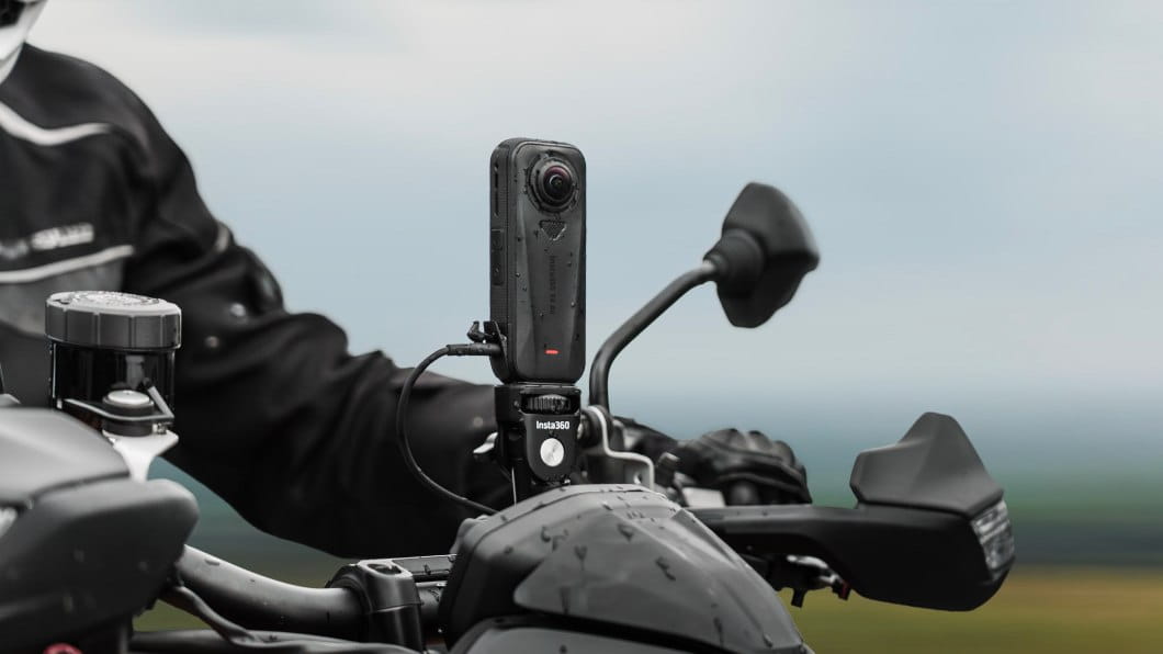 insta360 x4 air starter bundle