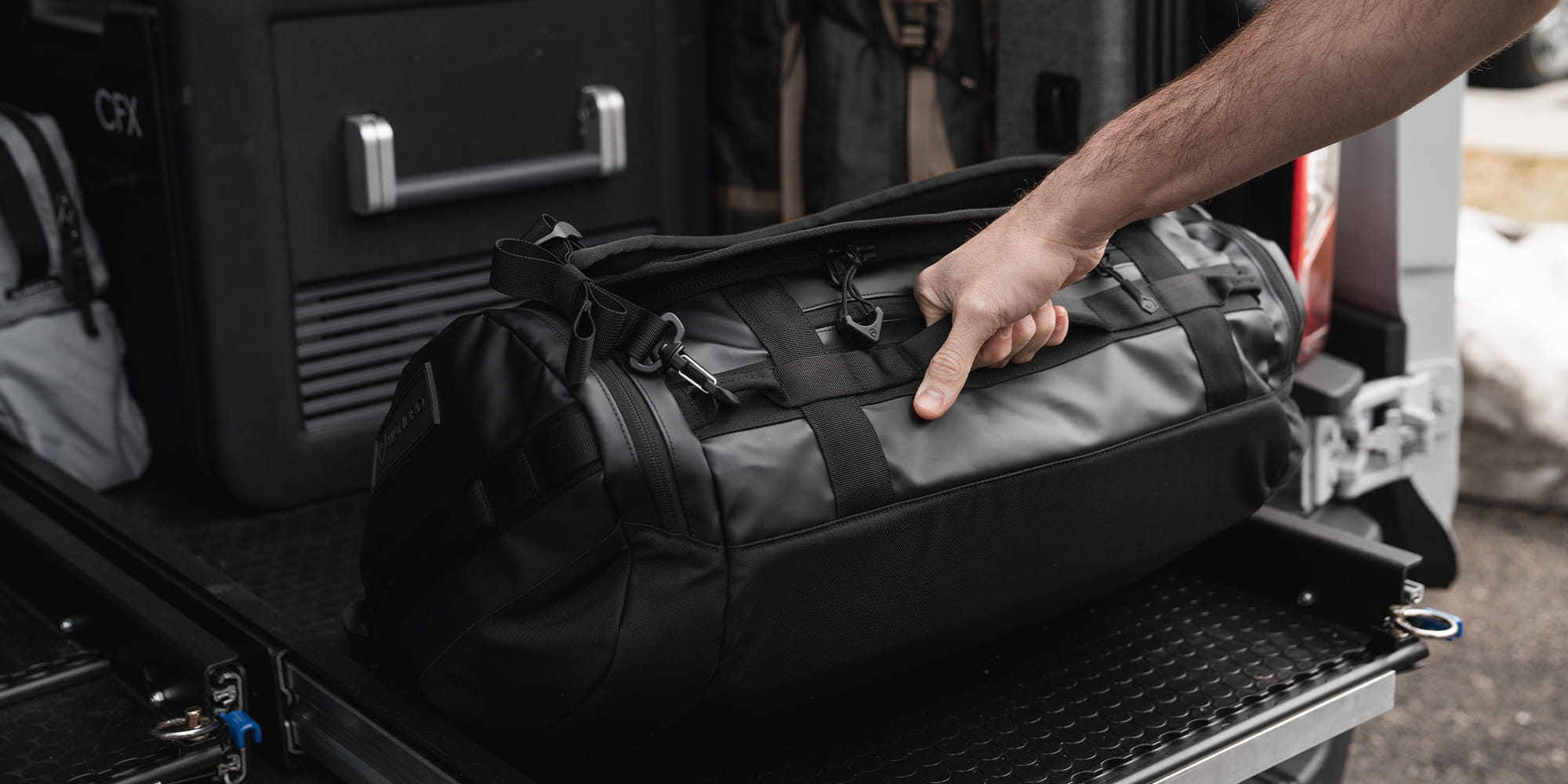 wandrd carryall duffel 40 l