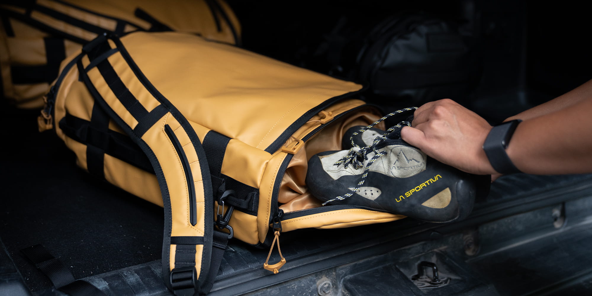 wandrd carryall duffel