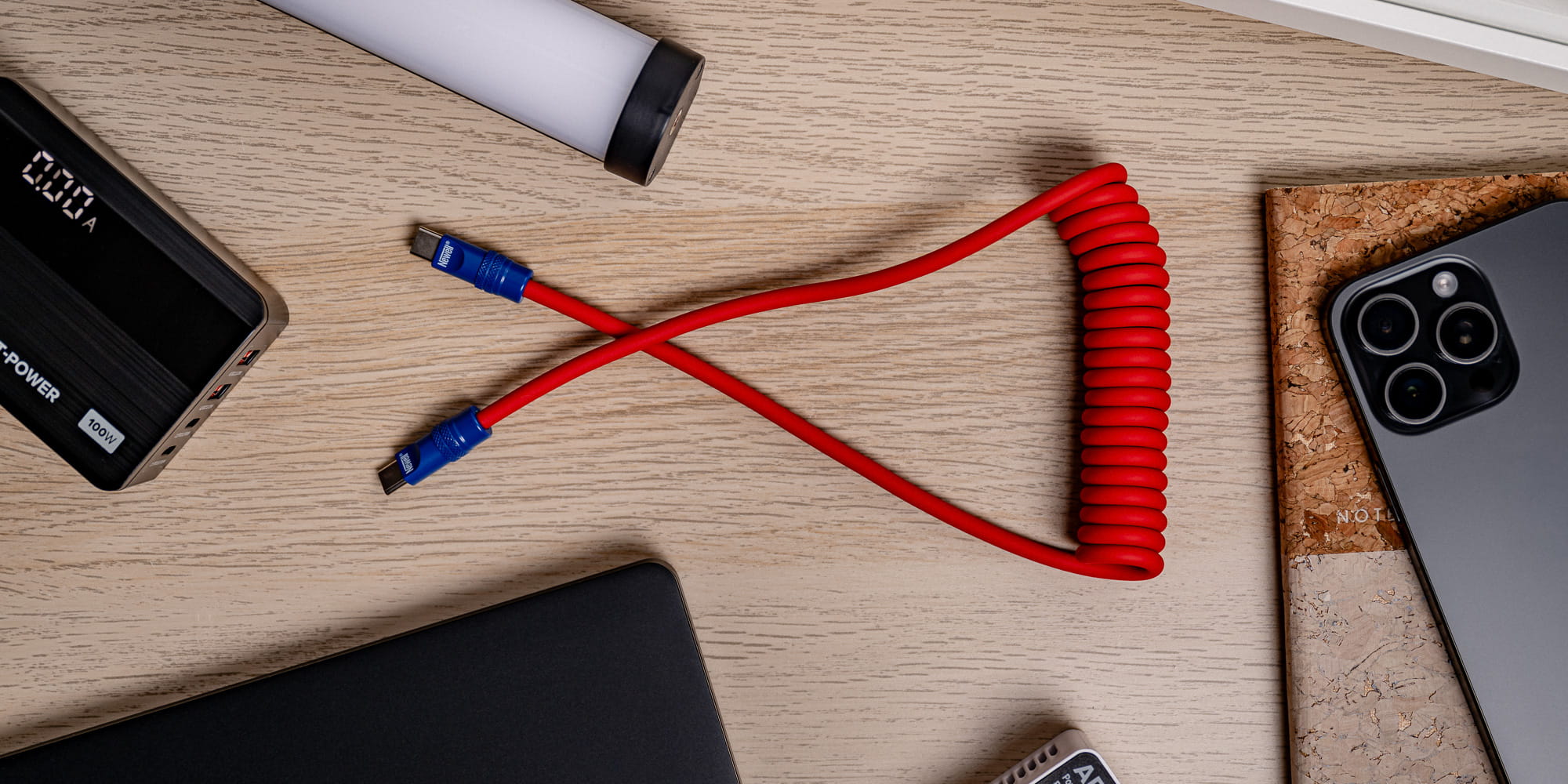 kabel newell usb-c - usb-c 100 w, 1,5 m, silikonowy, spiralny
