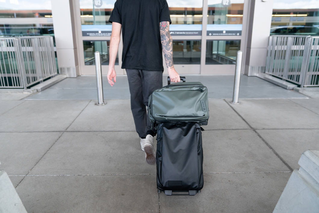 wandrd transit travel backpack 35l